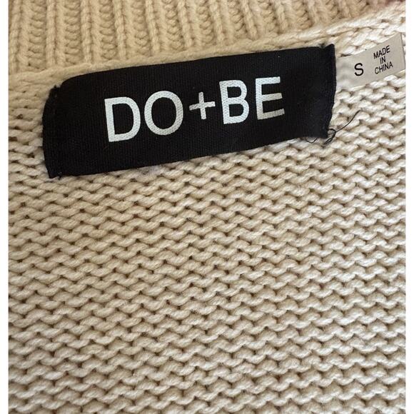 Chunky Cream Cable Knit Lace-Up Sweater – Small - Soft Grunge Cabincore Holiday - Picture 3 of 6